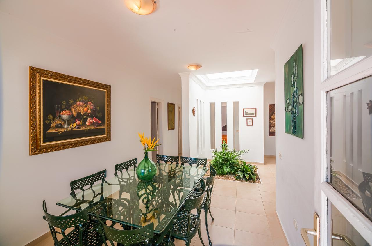Villa Tías Eksteriør billede