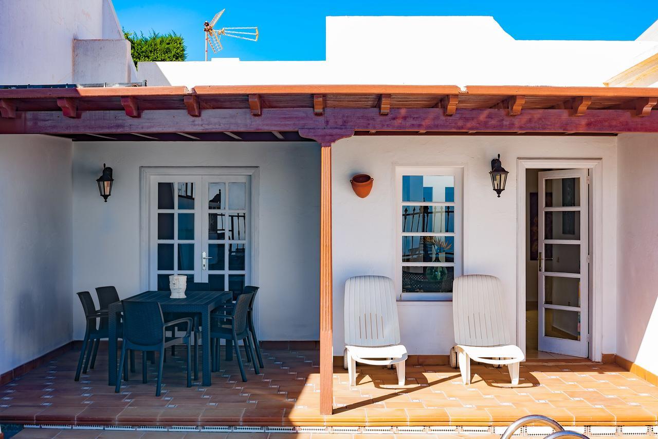 Villa Tías Eksteriør billede