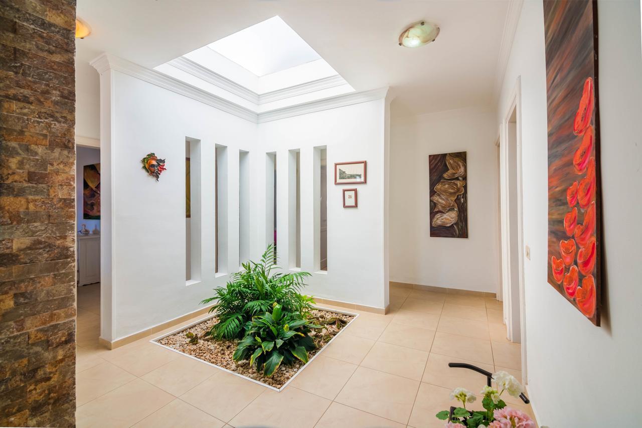 Villa Tías Eksteriør billede
