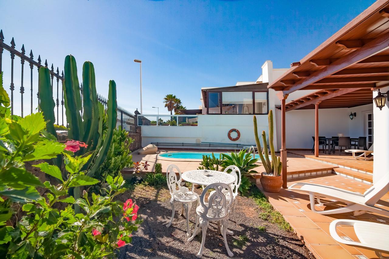 Villa Tías Eksteriør billede