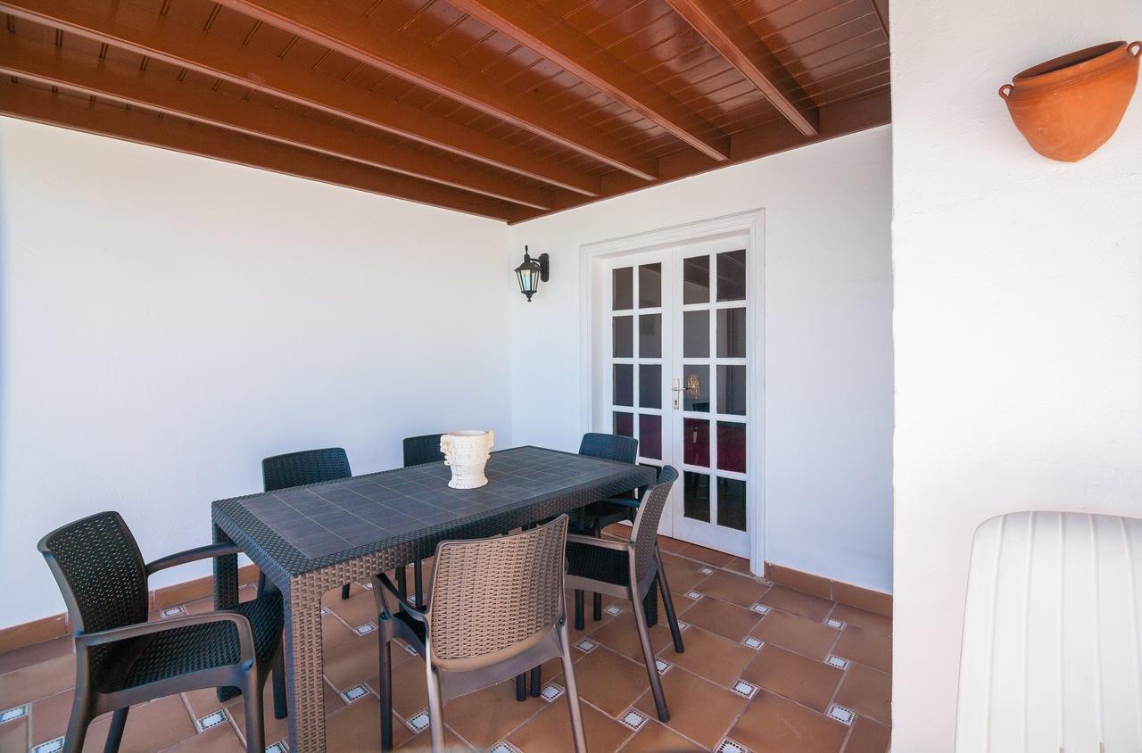 Villa Tías Eksteriør billede
